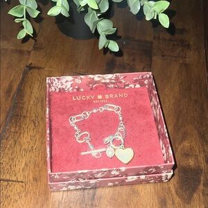 NIB Lucky Brand Gold Heart and Pearl Charm Bracelet